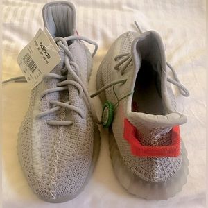 Adidas, Men’s Yeezy Boost 350, size 8